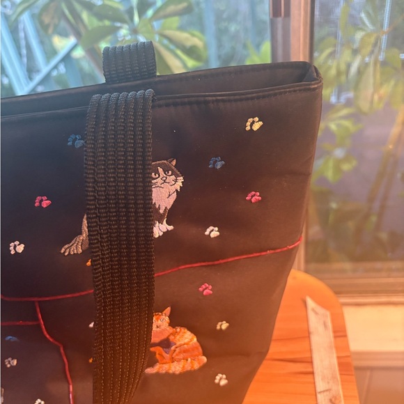 Embroidered Cat Design Black Tote Bag - Picture 8 of 16